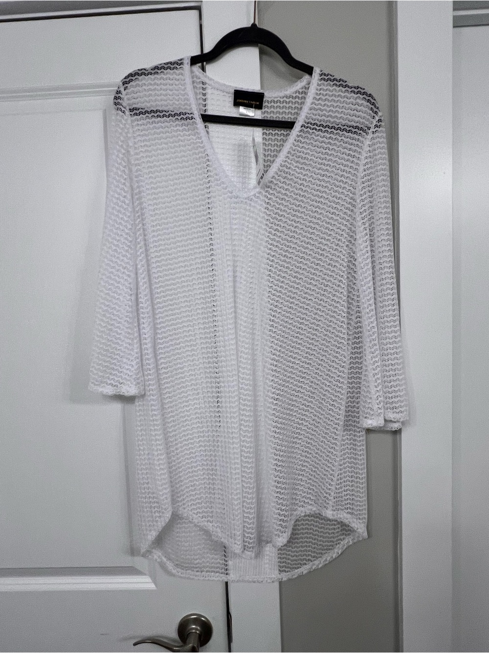 Jordan Taylor White Open Weave V-Neck swim coverup Size L *NWT*